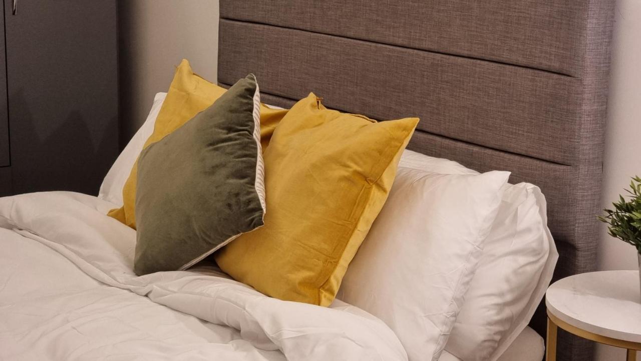 George House Newbury Luxury Apartments Extérieur photo