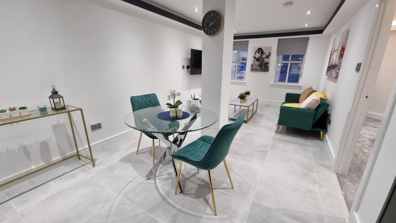 George House Newbury Luxury Apartments Extérieur photo
